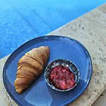 Fuege Luxury & Wellness Gæstehus 4*