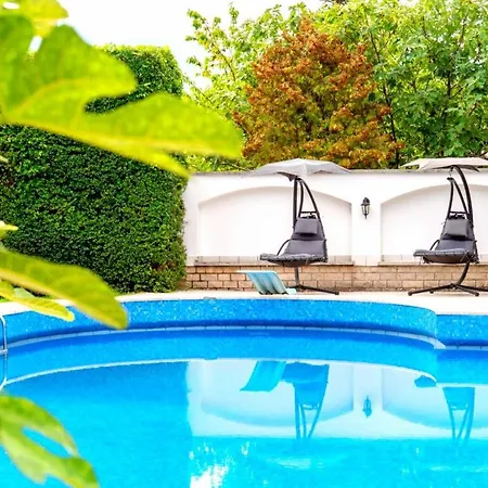 בית הארחה Fuege Luxury & Wellness 4*