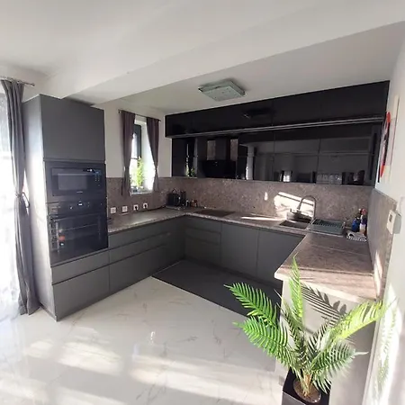 Fuege Luxury & Wellness Konukevi