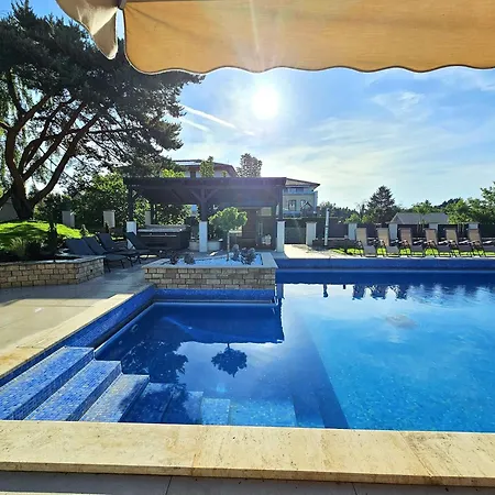 Füge Luxury&wellness 4*