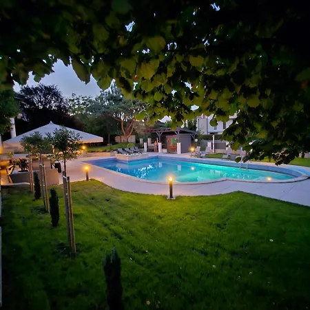 Penzion Fuege Luxury & Wellness Balatonfüred